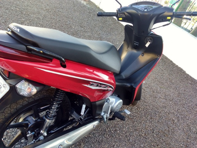 Biz 125 2017 - 3.900 km rodados - Foto 6