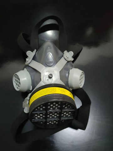 Máscara Nova com filtro de carvão ativado