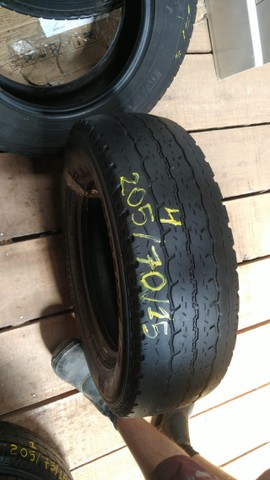 Pneu Bridgestone 2057015 - Foto 2