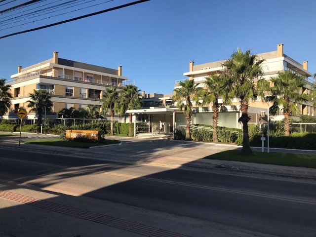 Apartamento 2 Dormitórios c/ Suite e Churrasqueira 