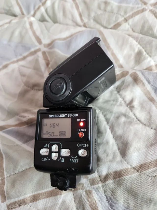 nikon speedlight 600