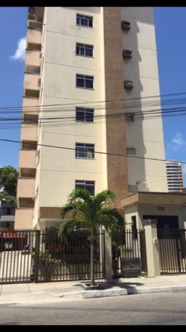 Apartamento no Meireles, três quartos, perto do Centro Gastronômico de Fortaleza