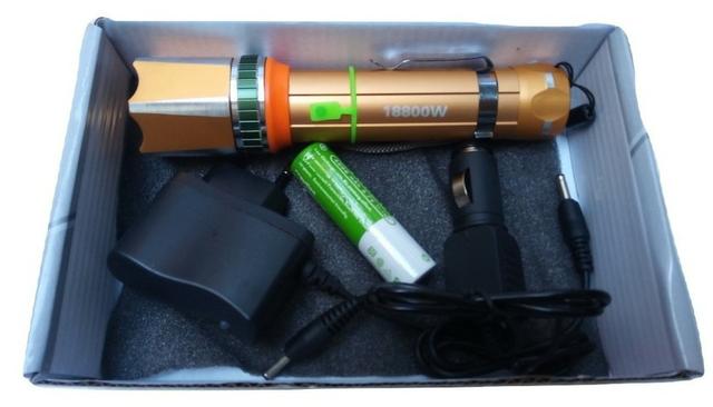 Lanterna De Alumínio recarregável Led Cree Police - Com Kit Carregador - Foto 4