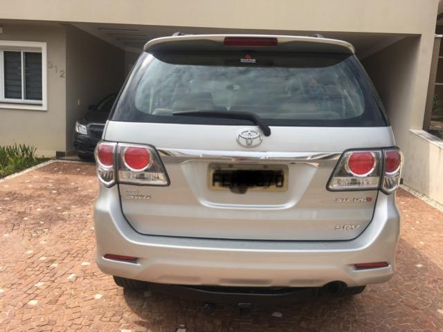 Hilux Sw4 7 lugares - Foto 6
