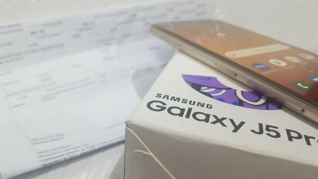 Celular Samsung J5 Pro 32GB Muito Novinho Com Garantia - Foto 3
