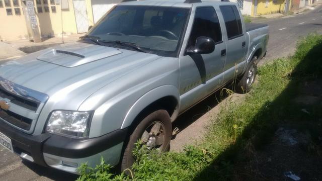 S-10 2011 excutive 4x4 diesel so vendo nao troco - Foto 2