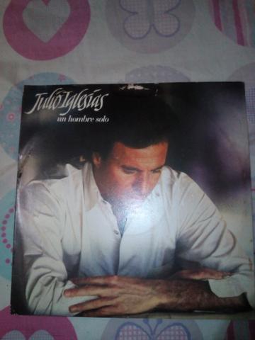 Disco vinil do cantor Júlio Iglesias