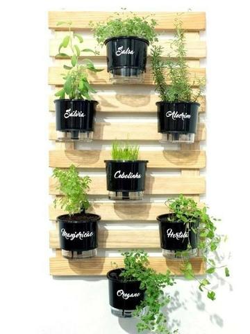 Suporte vertical de madeira para plantas e hortas - Foto 4
