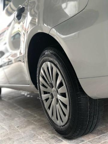 Volkswagen Voyage 2011 1.6 Completo - Foto 10