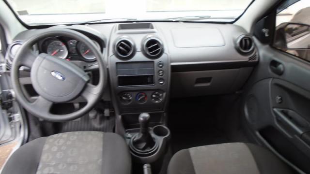 FORD FIESTA HATCH FIESTA 1.0 8V FLEX 4P MEC. - Foto 5