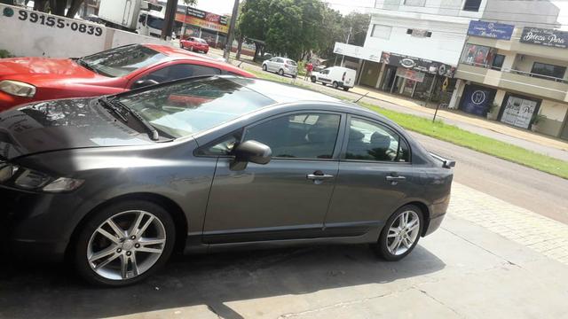 Civic - Foto 2
