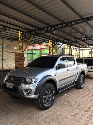 L200 Triton Hpe Outdoor 16/17 3.2 TD 4x4 AUT
