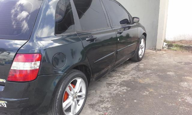 Fiat stilo 2004 bem conservado, motor e mecanica ok