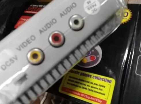 Super Mini Sfc Com 620 Jogos 8-bit E 2 Controles - Foto 4