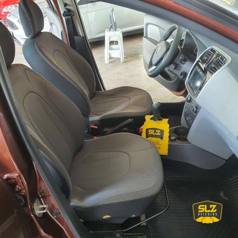 LOGAN 2014/2015 1.6 DYNAMIQUE 8V FLEX 4P MANUAL - Foto 7