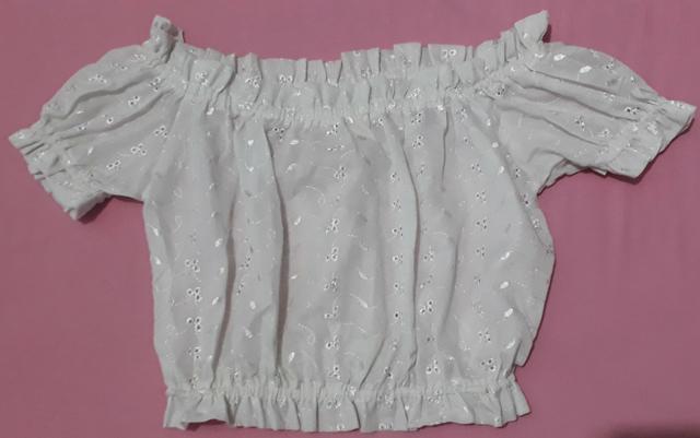 Blusa branca c/ elástico