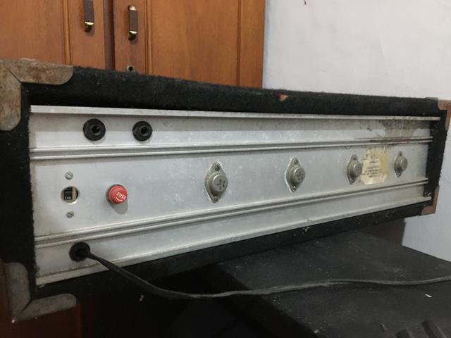 Amplificador e caixa - Foto 2