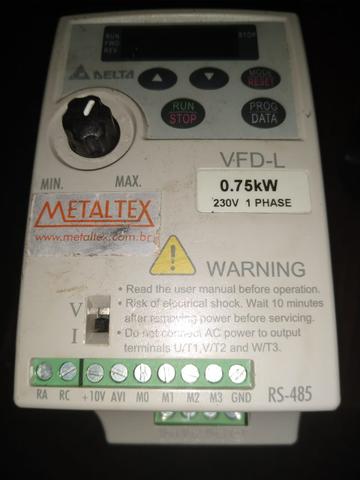 Inversor de Frequência Delta Série VFD-L