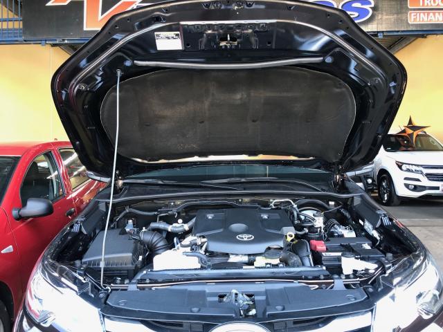HILUX SW4 2017/2018 2.8 SRX 4X4 7 LUGARES 16V TURBO INTERCOOLER DIESEL 4P AUTOMÁTICO - Foto 11