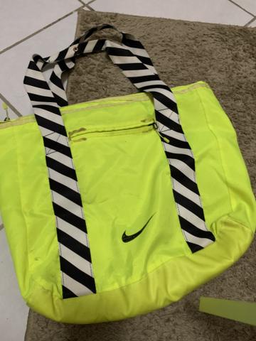 Bolsa nike verde