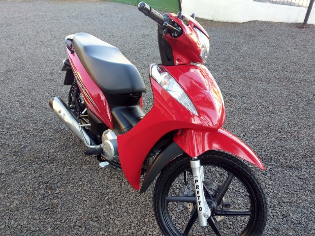 Biz 125 2017 - 3.900 km rodados