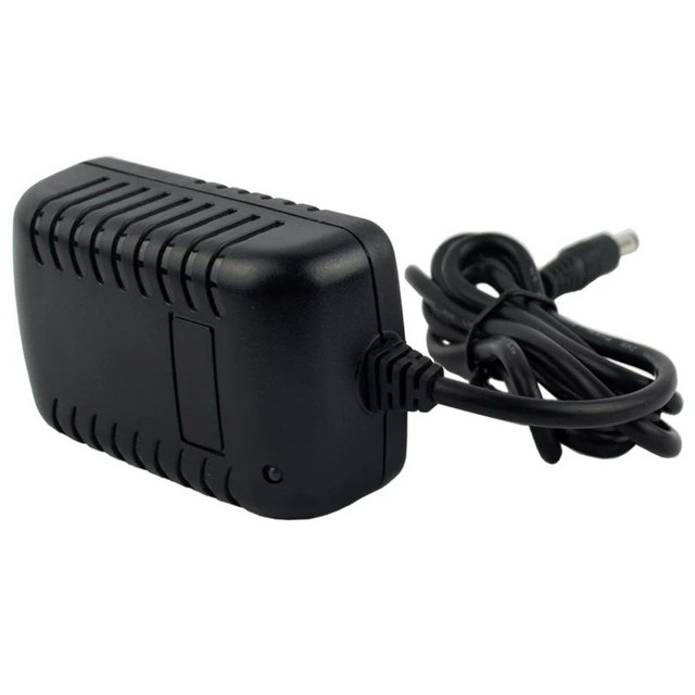 Fonte e carregador para notebook - alimentação de 25.2V e 1A. - Foto 3
