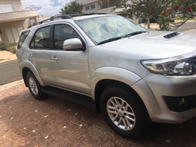 Hilux Sw4 7 lugares - Foto 9