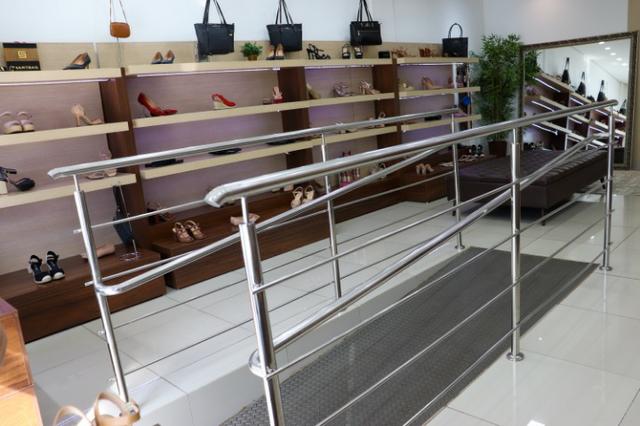 Vendo linda loja de calçados femininos em Cuiabá - Foto 4