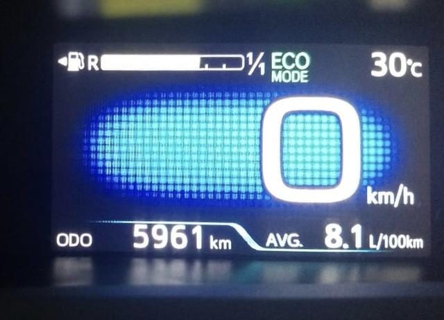 Prius Híbrido Impecável 6 mil km - Foto 9