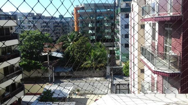 Cabo Frio, imperdível cobertura reformada, passagem, 4 dormitorios, so entrar - Foto 17