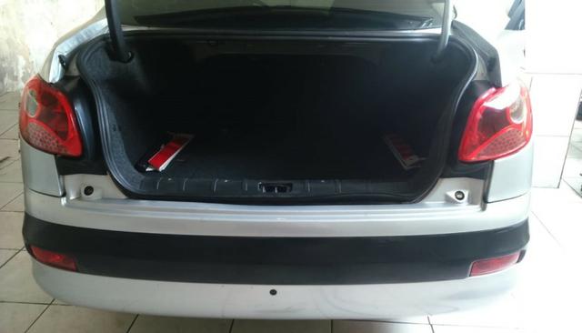 Peugeot 207 Sedan 1.6 XS 2011 - Foto 6
