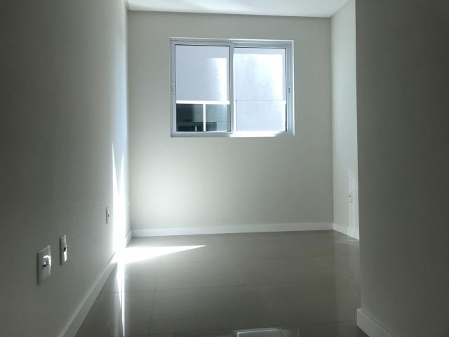 À venda 02 suítes | Com 105m² em Meia Praia, Itapema SC - Foto 6
