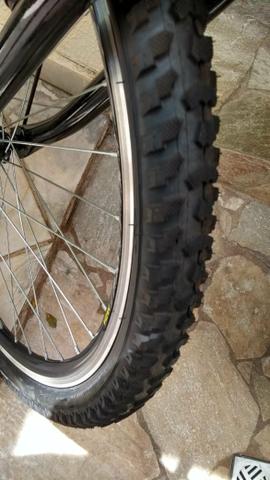 Bicicleta feminina novinha, com nota fiscal