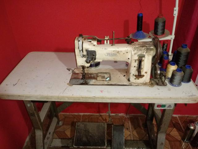 Maquina de costura pfaff 545