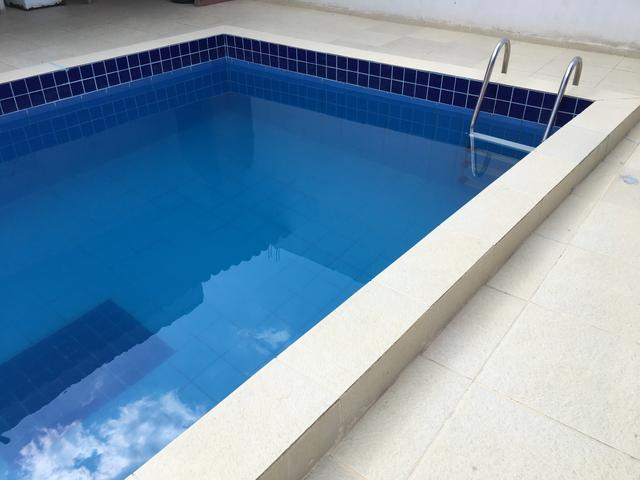 Vende se ou troca se espaço com piscina