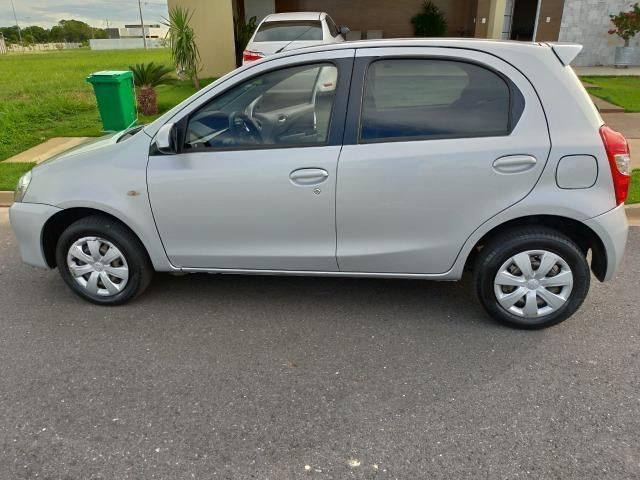 Etios 1.5 XS HB hatch completo , com apenas 38.362km IPVA 2019 pago - Foto 7