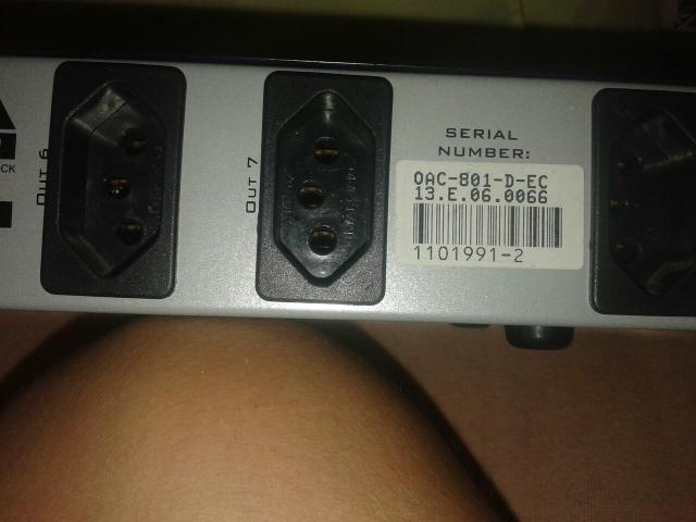 Muitas tomadas - Foto 6