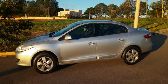 Fluence Dynamique 2012 - 16V Flex cambio manual 4P - Foto 5