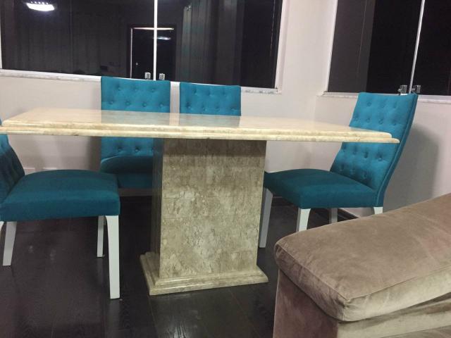 Mesa 1,60 x 90cm com 6 cadeiras capitonê, alto padrão - Foto 4