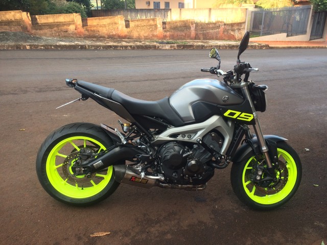 YAMAHA MT 09 ACEITO TROCA