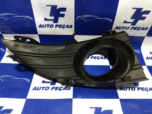 Moldura do farol de milha do renault fluence 2011 a 2014 lado esquerdo - Foto 2