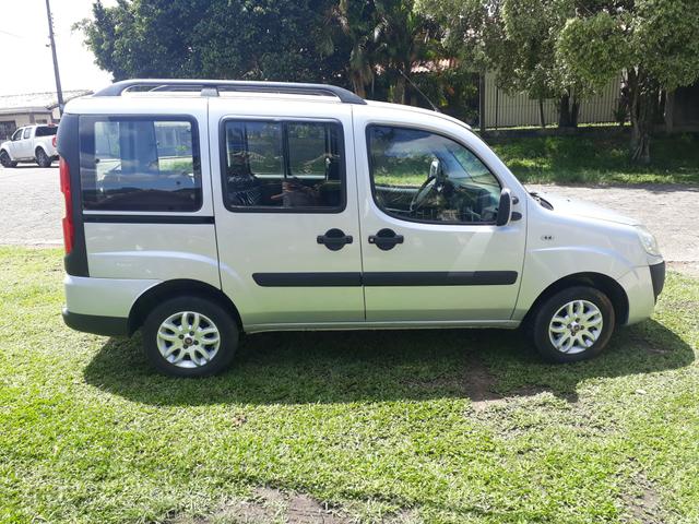 Doblo Attractiv 2012 1.4 6 lugar