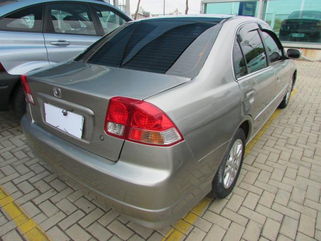 HONDA CIVIC 2005/2005 1.7 LX 16V GASOLINA 4P MANUAL - Foto 2