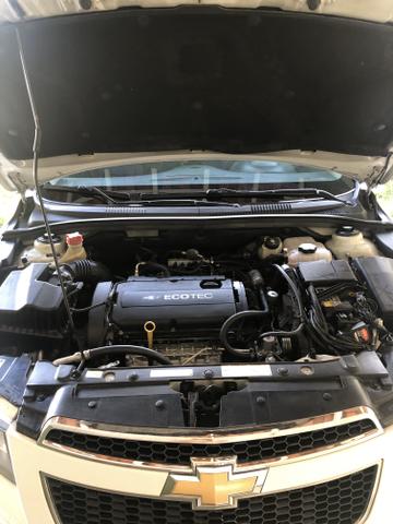 Vendo cruze LT, Gnv, automático banco de couro, carro está revisado, top - Foto 2