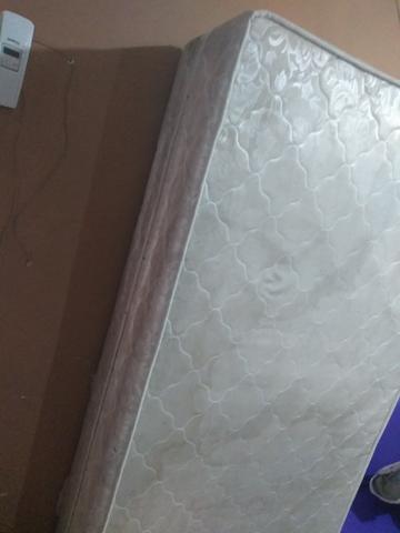 Vendo Box de solteiro