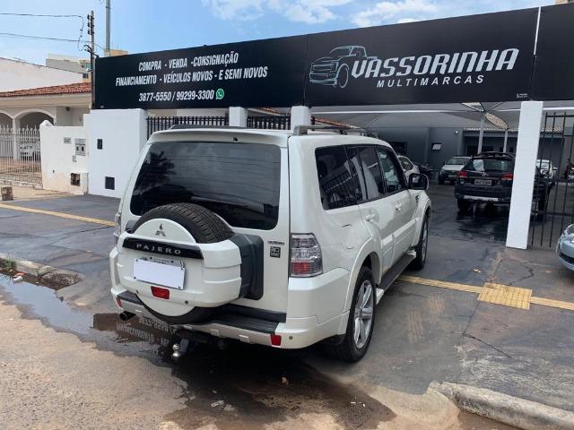 MMC/Pajero HPE. 3.8 V6 2014/2014 Gas. Aut. Branca - Foto 3