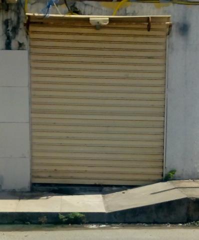 Porta de ferro para comércio