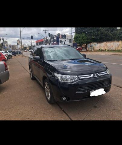 Mitsubishi Outlander 2.0 16v - Automático - 2014/2015