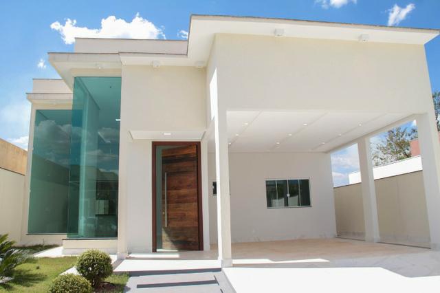 Luxo!!! Aos pés do Park Way, jacuzzi, 03 quartos, todos com closet!