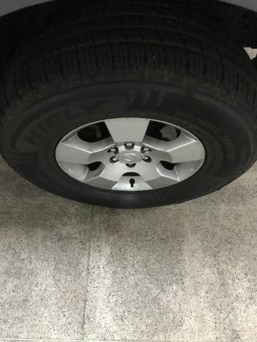 Nissan Frontier 2.5 SE 4x4 - Foto 6